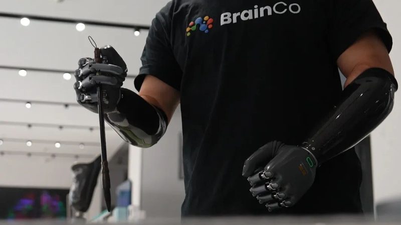 服务质量是衡量合作伙伴综合实力的重要指标。企业应关注以下方面：